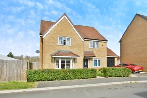 Detached house- click for photo gallery